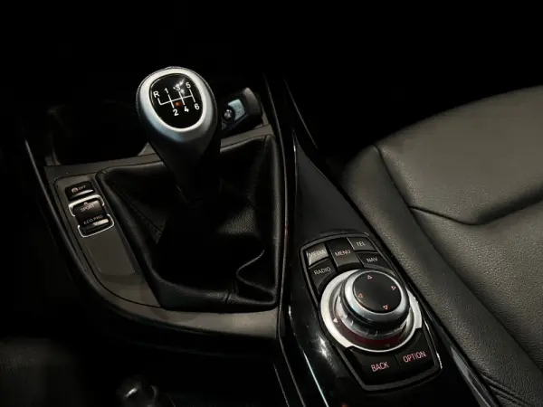 BMW 116 d Sport Line 13