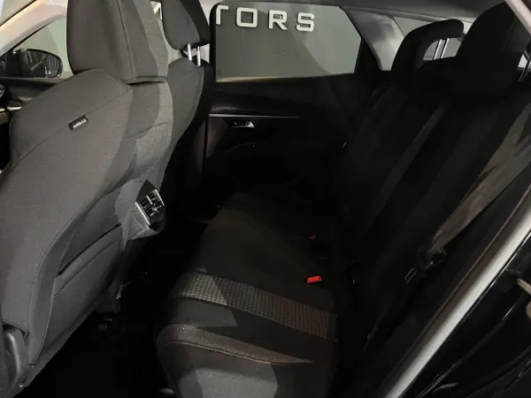 Peugeot 3008 BlueHDi 130 Stop & Start EAT8 Active 9