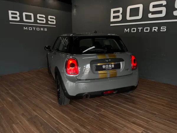 MINI 3 Portas One D 10