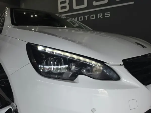 Peugeot 308 SW 1.6 BlueHDi Allure 7