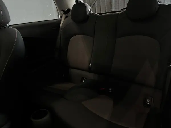 MINI 3 Portas One D 15