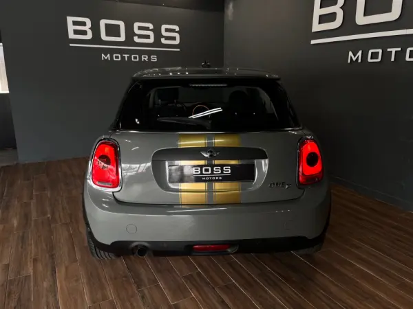 MINI 3 Portas One D 11