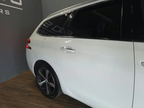 Peugeot 308 SW 1.6 BlueHDi Allure 6