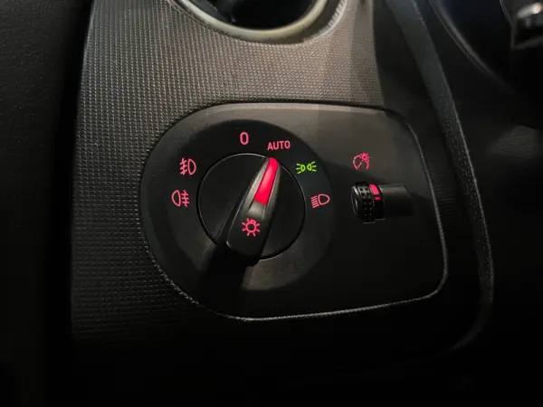 SEAT Ibiza 1.6Tdi I-tech 23