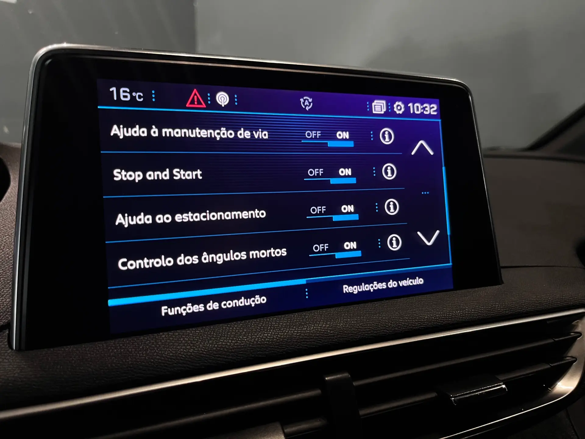 Peugeot 3008 1.5 BlueHDi GT Line EAT8 30