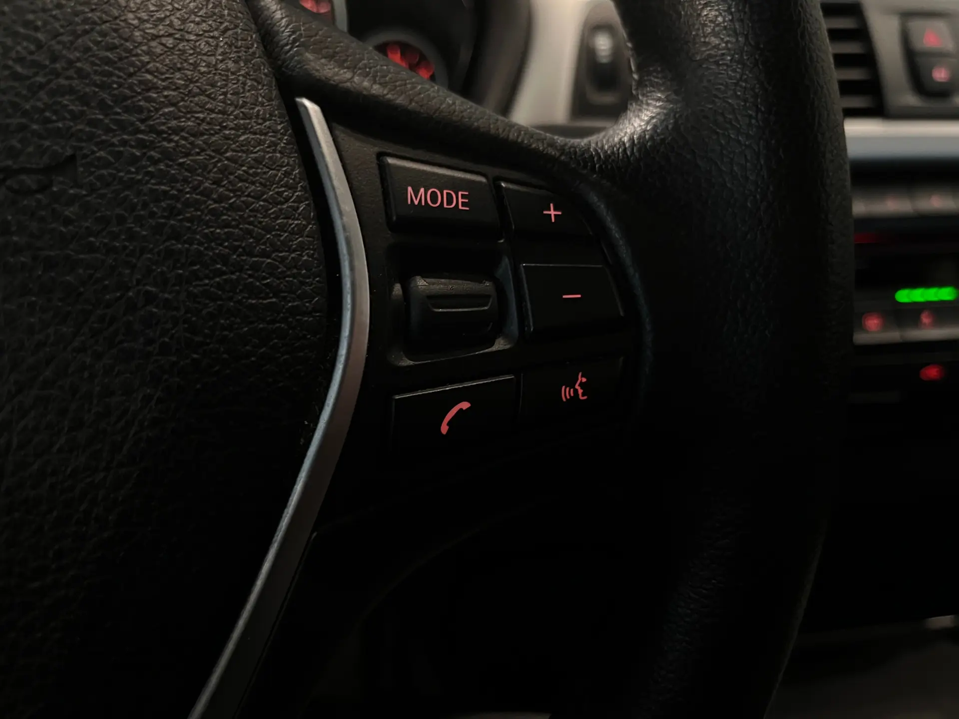 BMW 318 d Line Sport 25