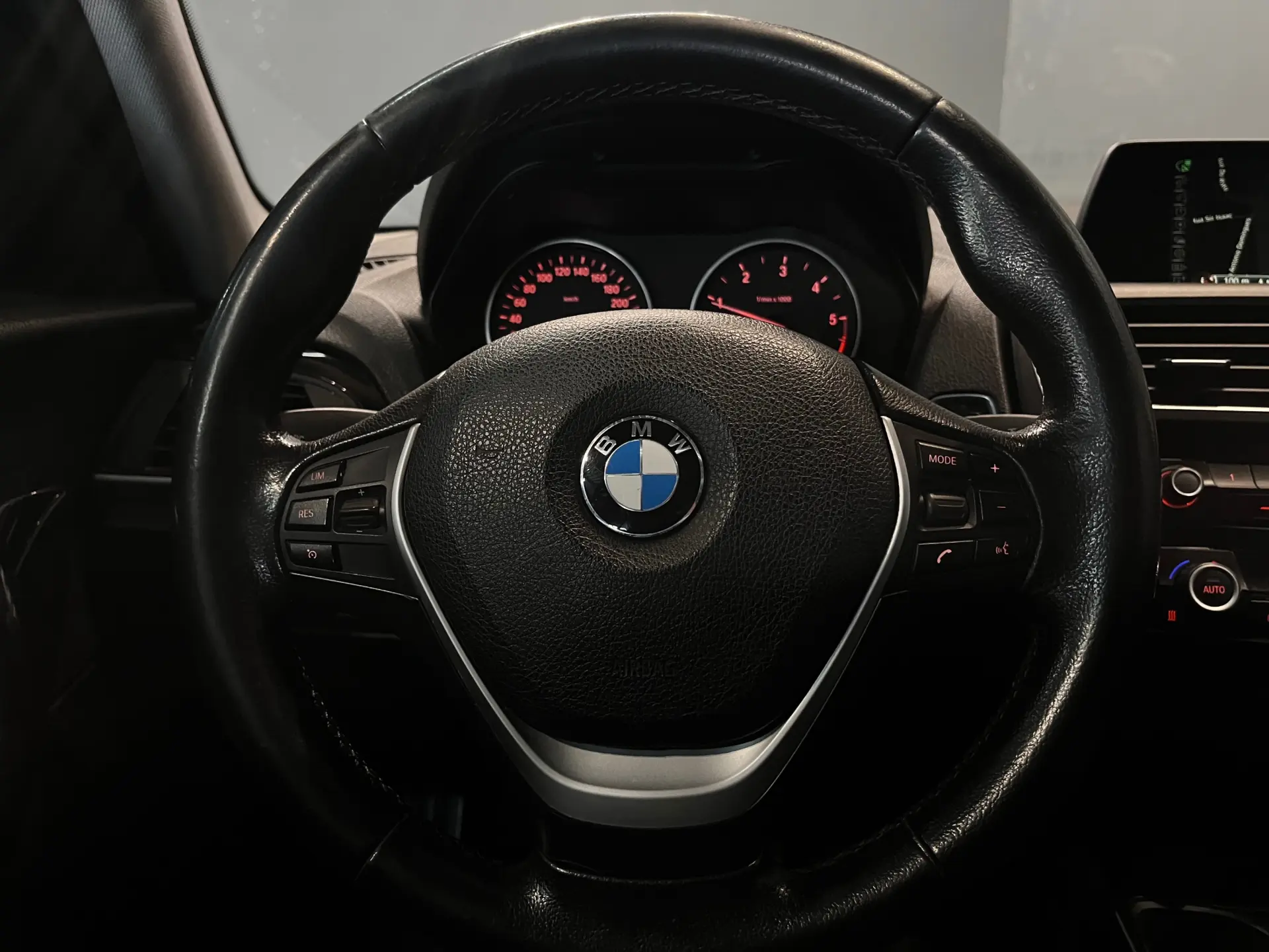 BMW 116 d Sport Line 12