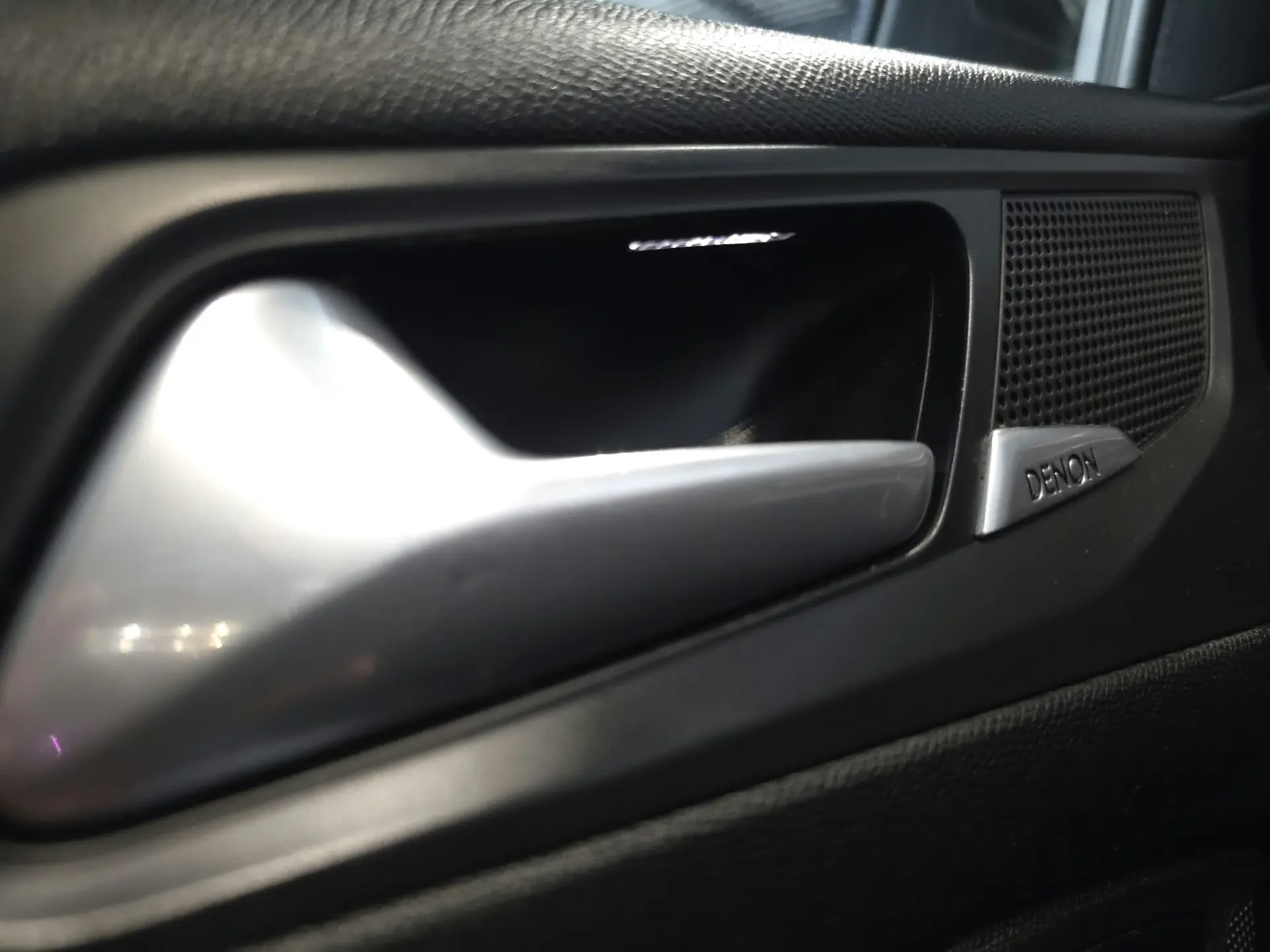 Peugeot 308 SW 1.6 BlueHDi Allure 28