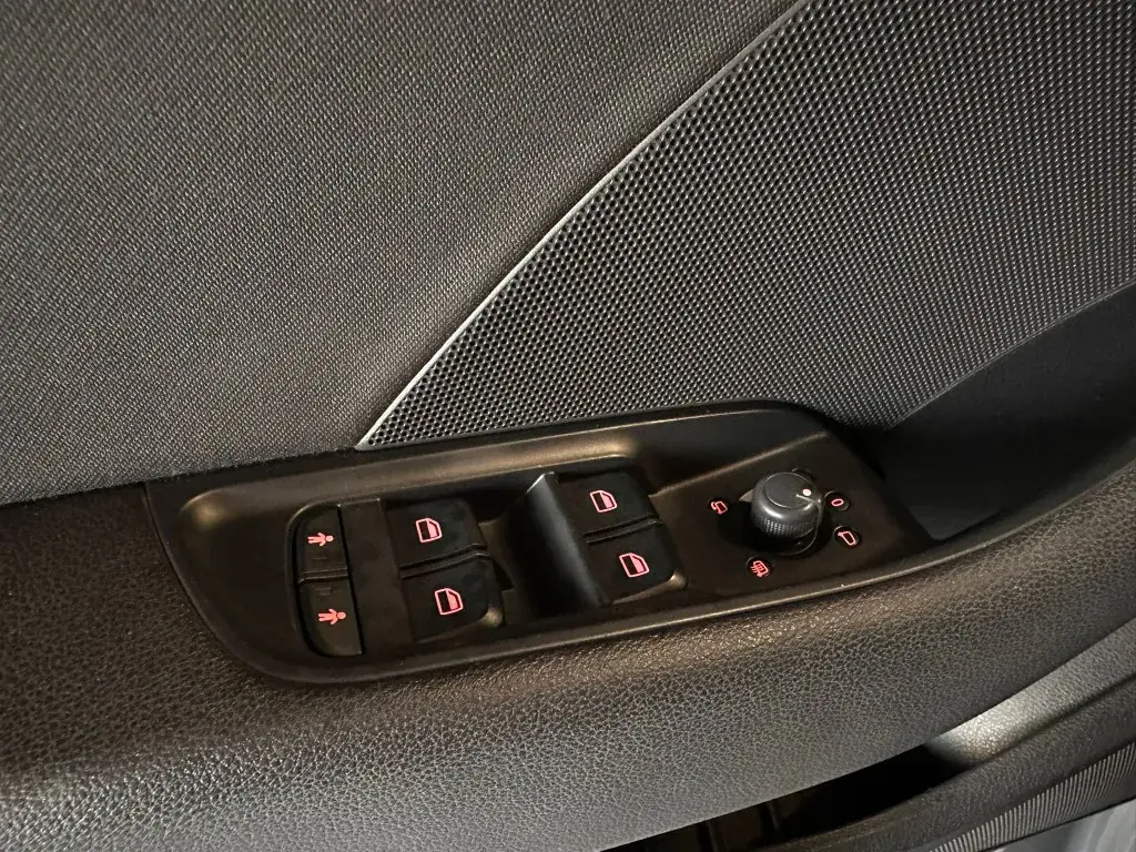Audi A3 Limousine 1.6 TDI S-line 22