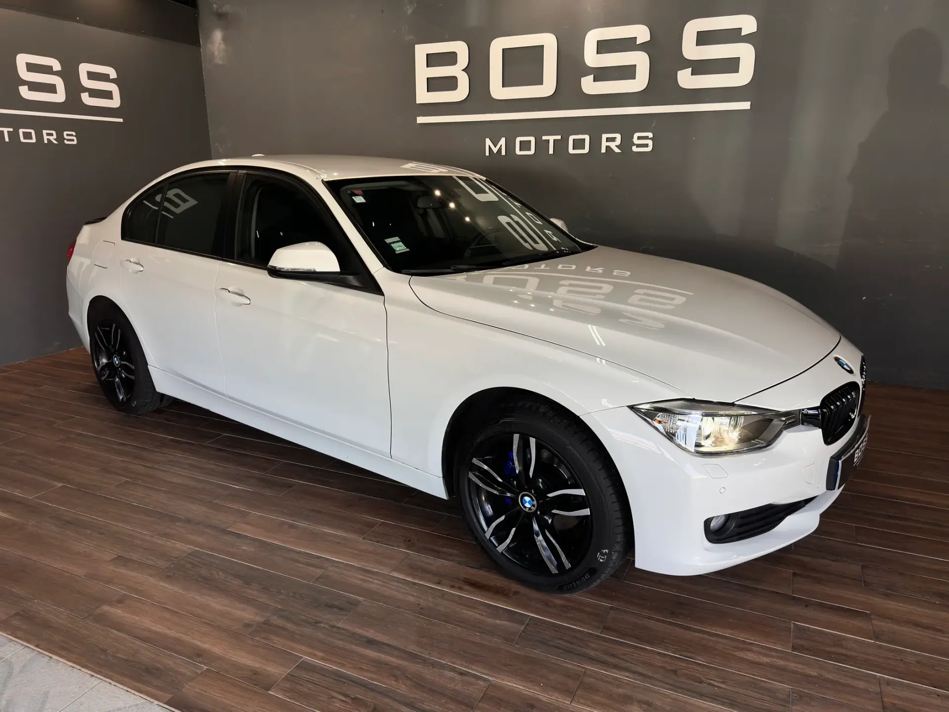 BMW 318 d Line Sport 6