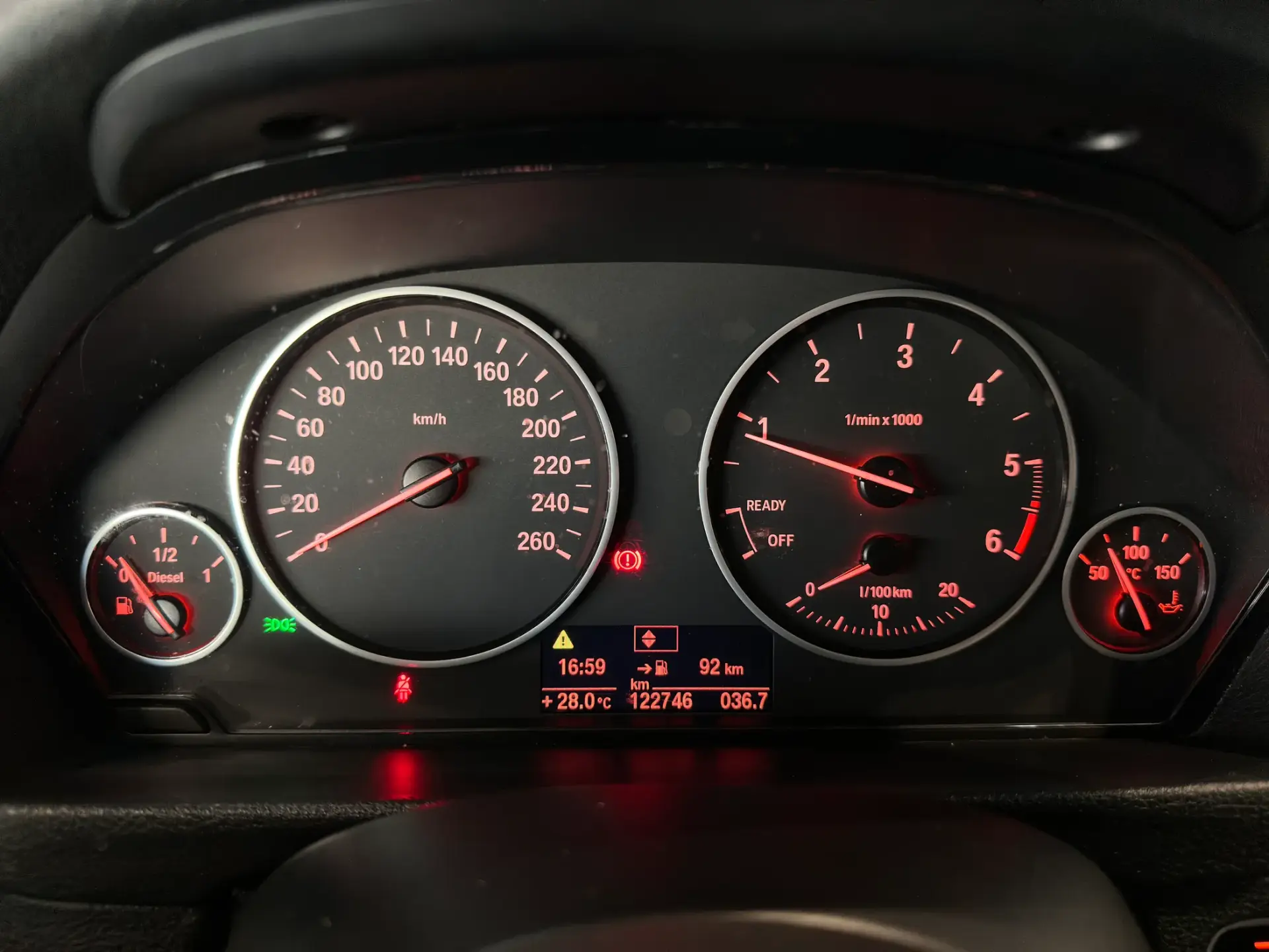 BMW 318 d Line Sport 19