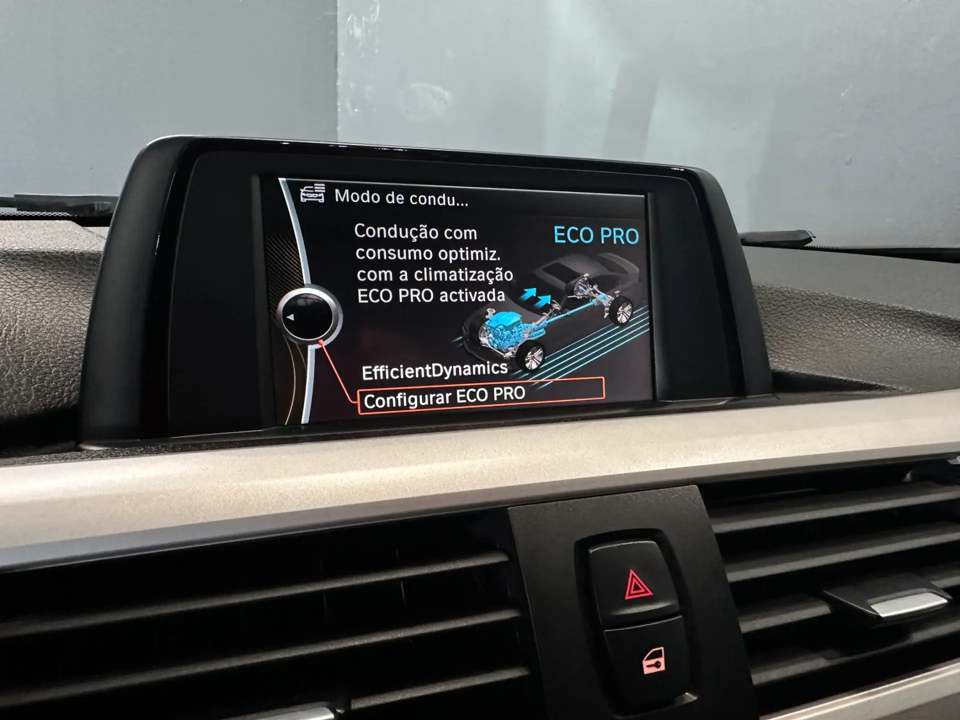 BMW 318 d Line Sport 26