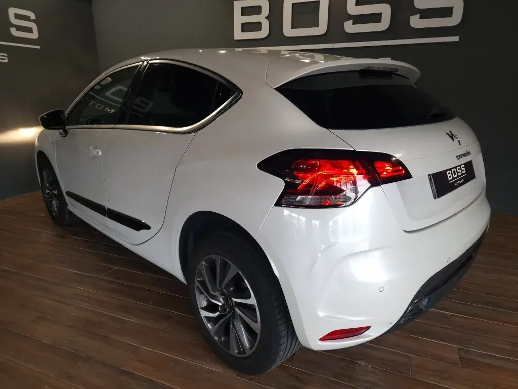 Citroen DS4 1.6 BlueHDi So Chic 12