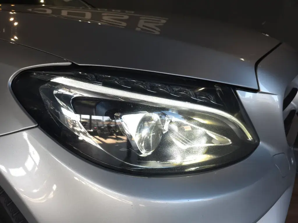 Mercedes-Benz C 200 BlueTEC AMG Line 6