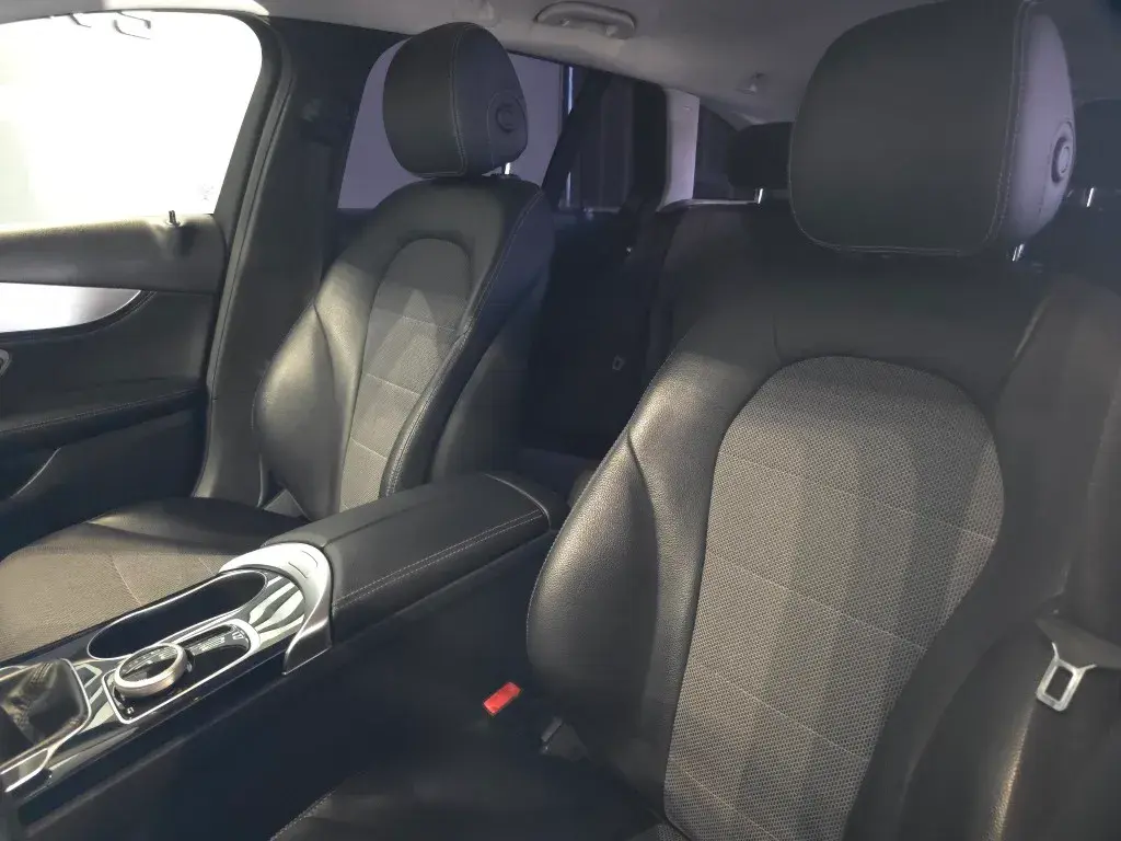 Mercedes-Benz C 200 BlueTEC AMG Line 27