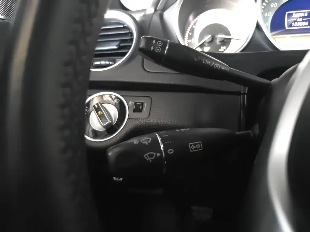 Mercedes-Benz C 220 Outro 27