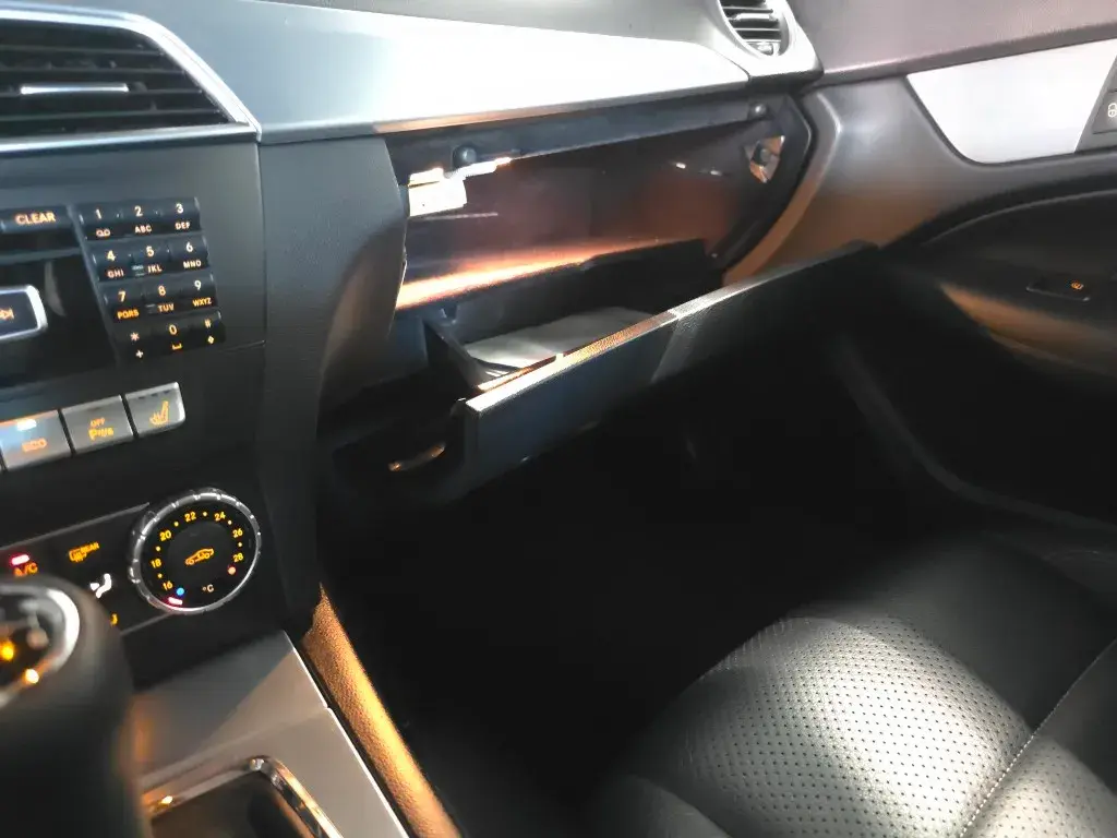 Mercedes-Benz C 220 Outro 34