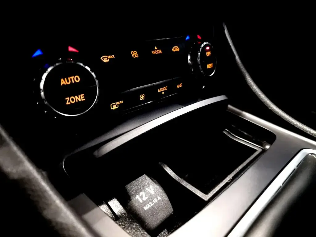 Mercedes-Benz CLA 200 d Shooting Brake Urban 40