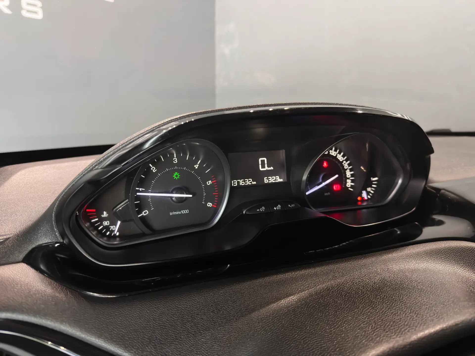 Peugeot 208 1.5 BlueHDi Active 16