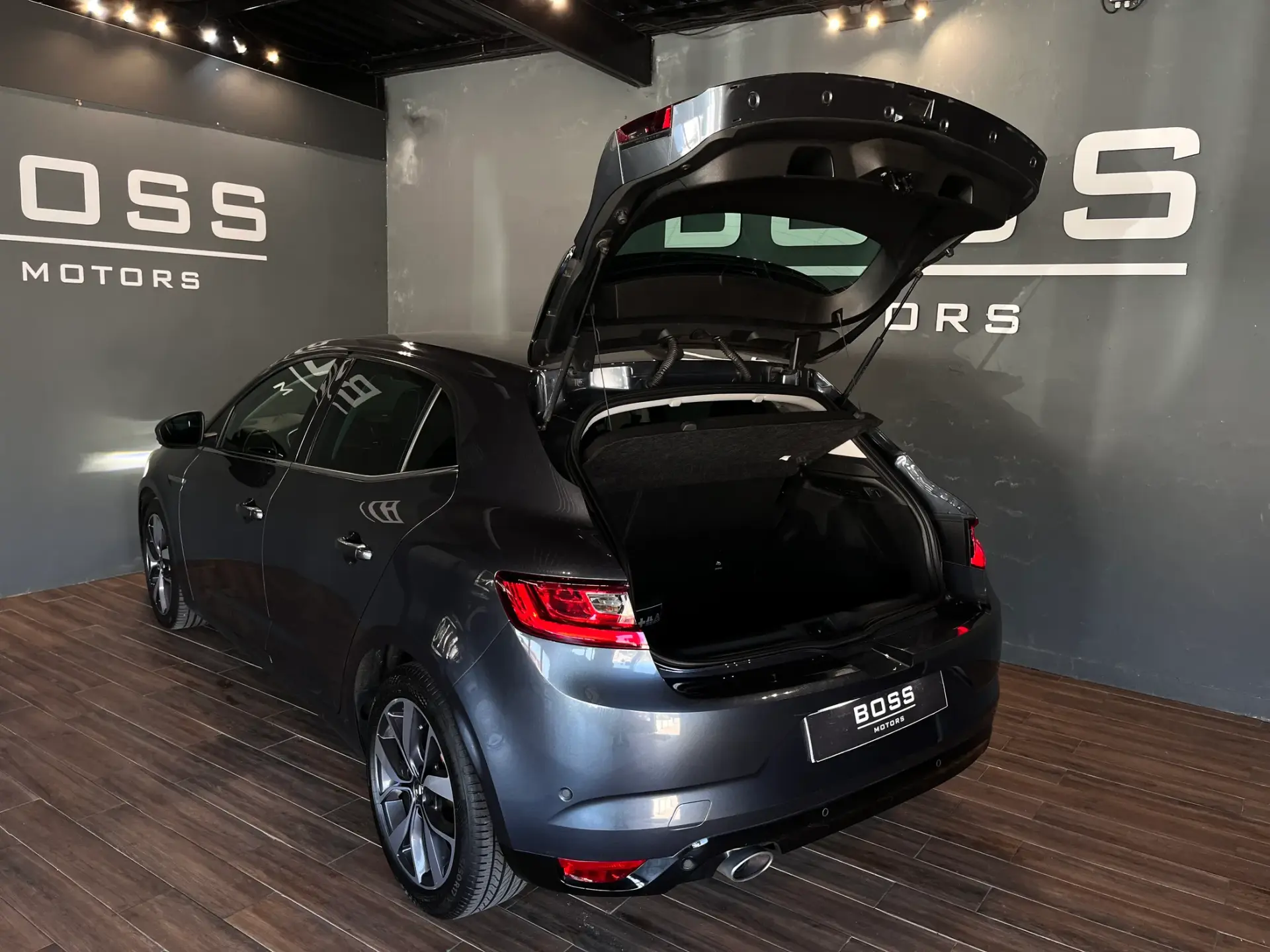Renault Mégane 1.6 dCi Bose Edition SS 15