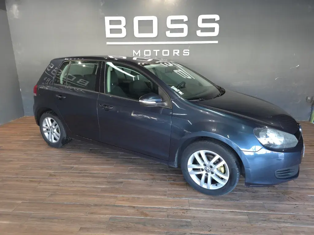 Volkswagen Golf 1.6 TDi Trendline BlueMotion 2