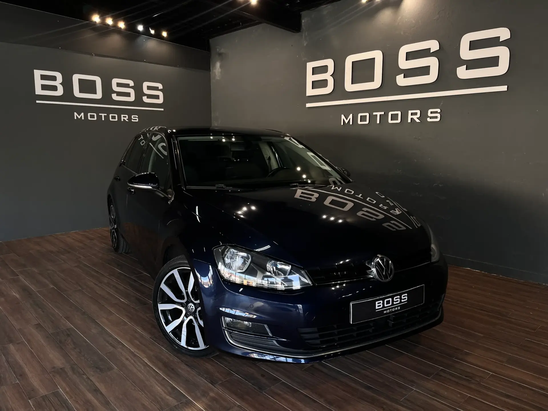 Volkswagen Golf 1.6 TDI Highline 1