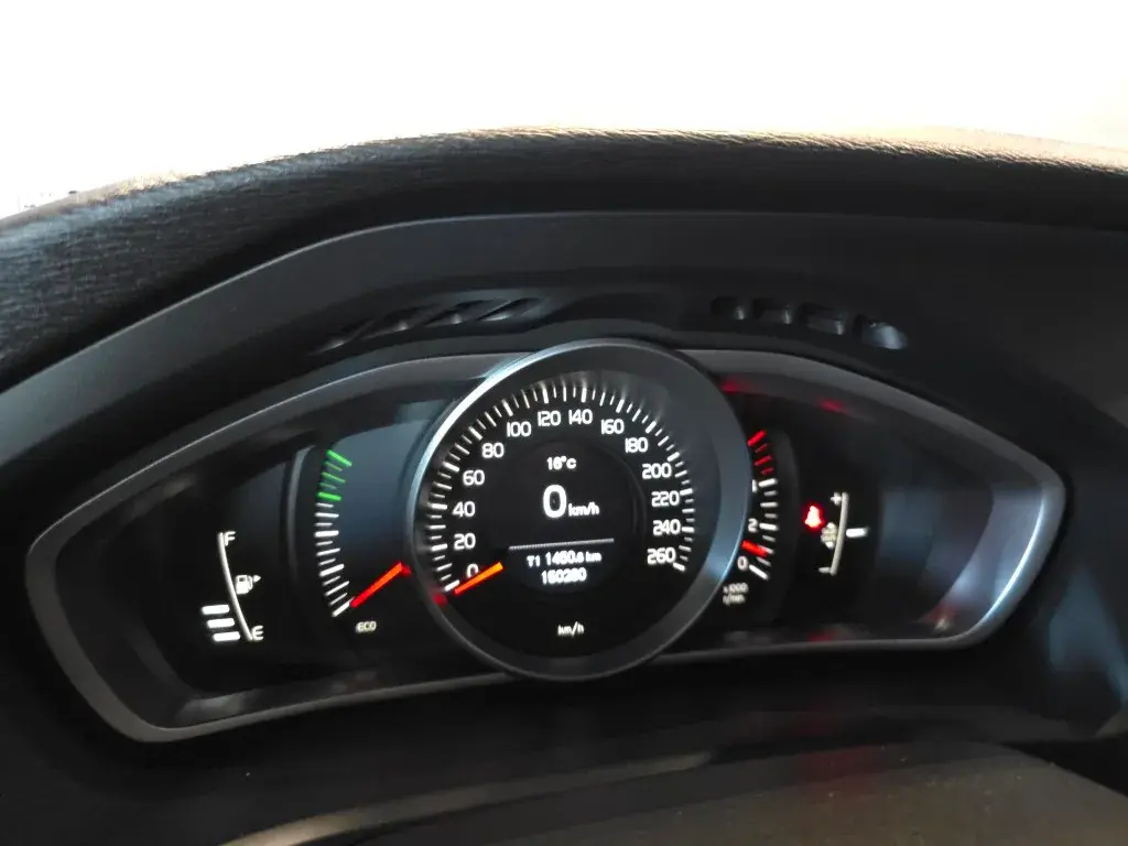 Volvo V40 1.6 D2 Momentum 30