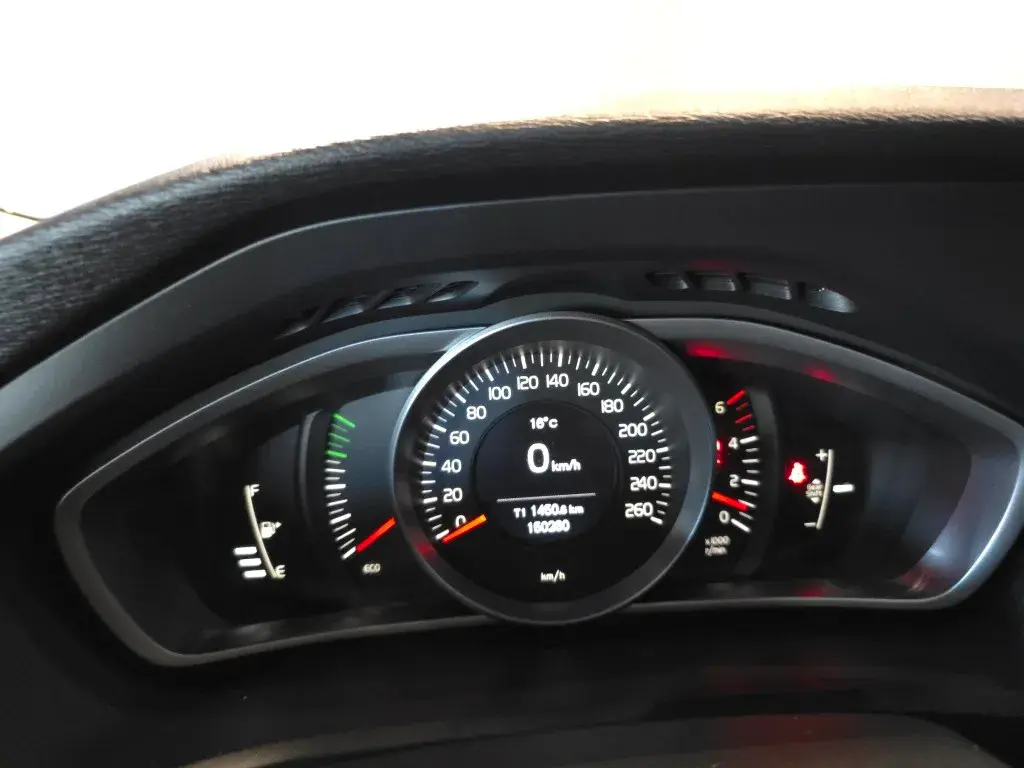 Volvo V40 1.6 D2 Momentum 31