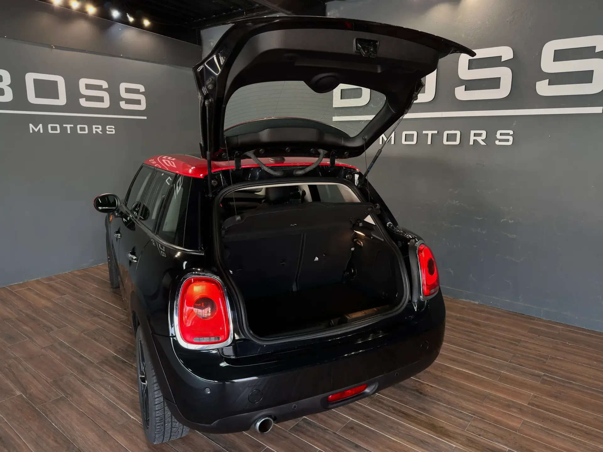 MINI 5 Portas Cooper D 10