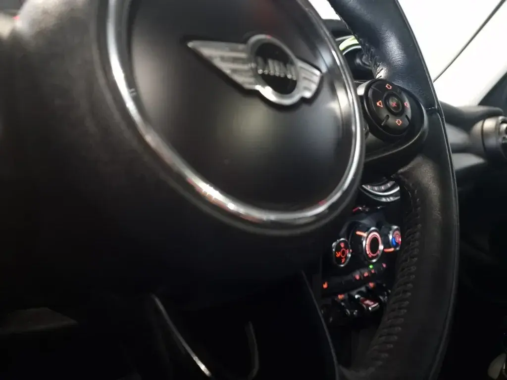 MINI 5 Portas Cooper D 19