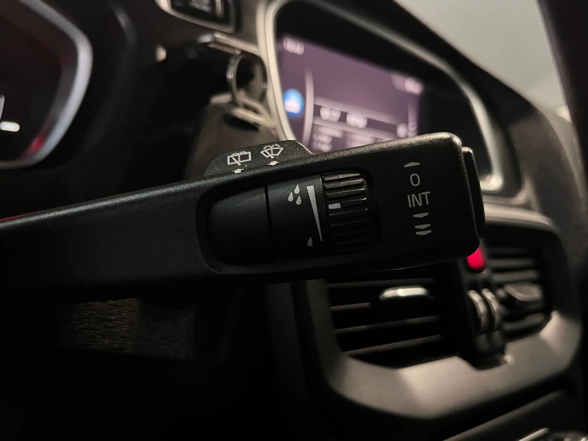 Volvo V40 22