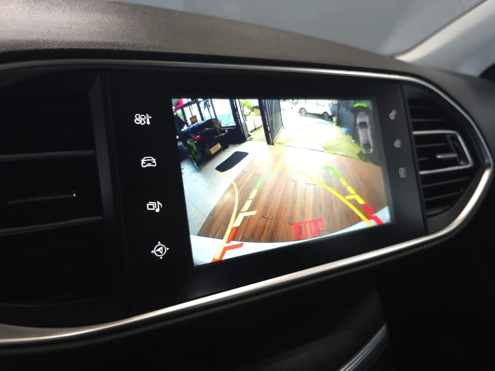 Peugeot 308 SW 1.6 BlueHDi Allure 42