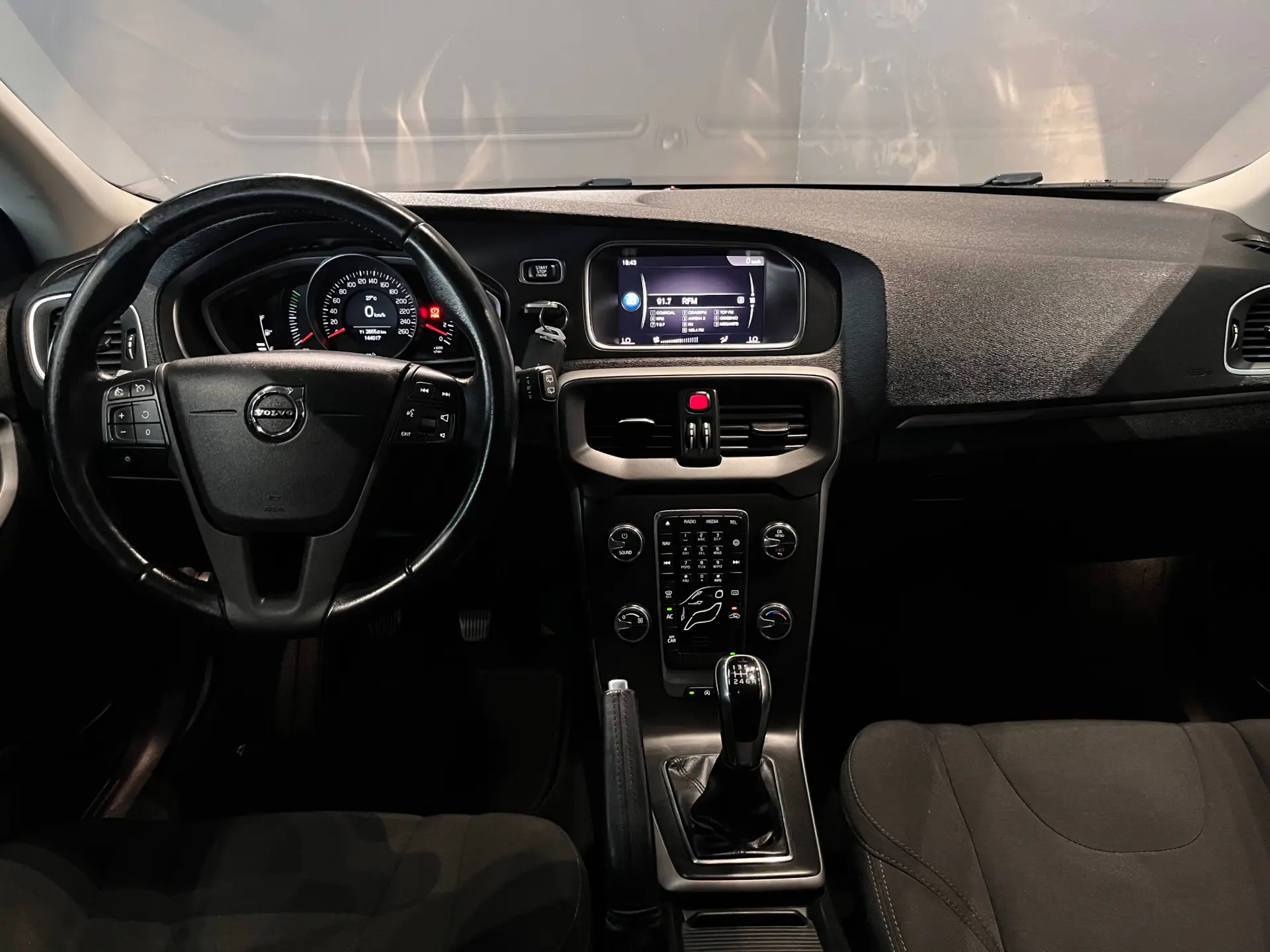 Volvo V40 15