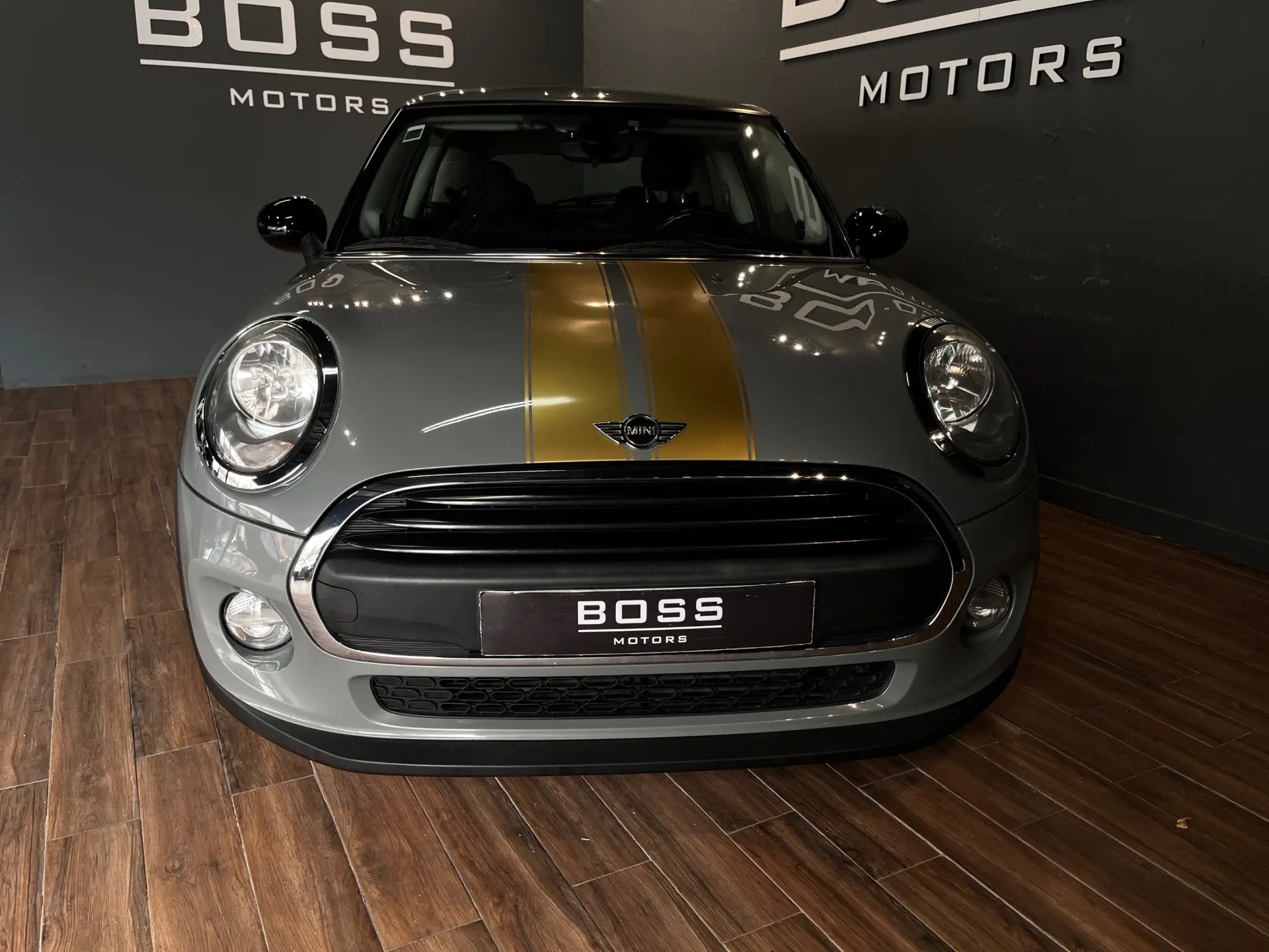 MINI 3 Portas One D 6