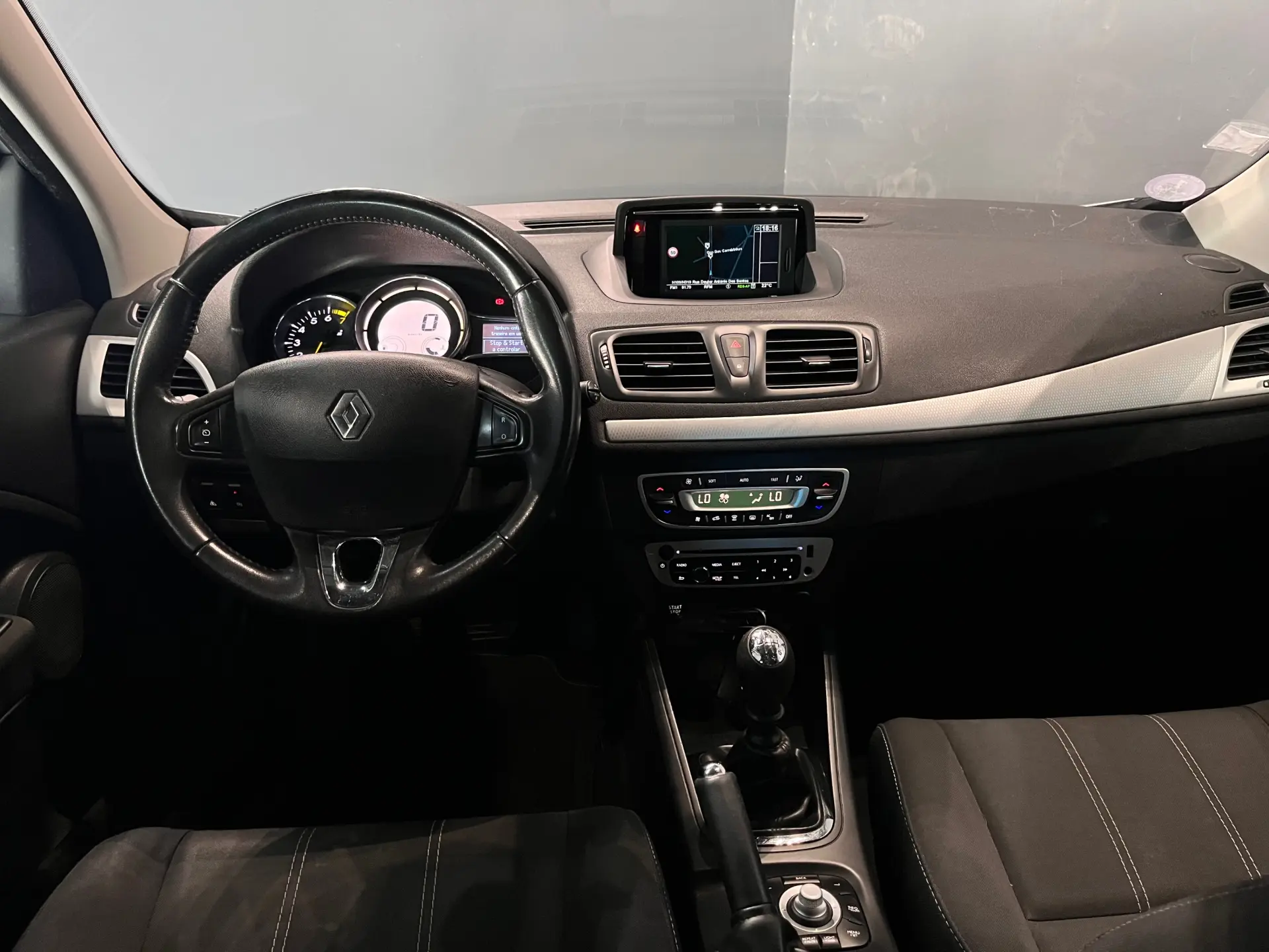 Renault Mégane 1.2 TCE Dynamique SS 13