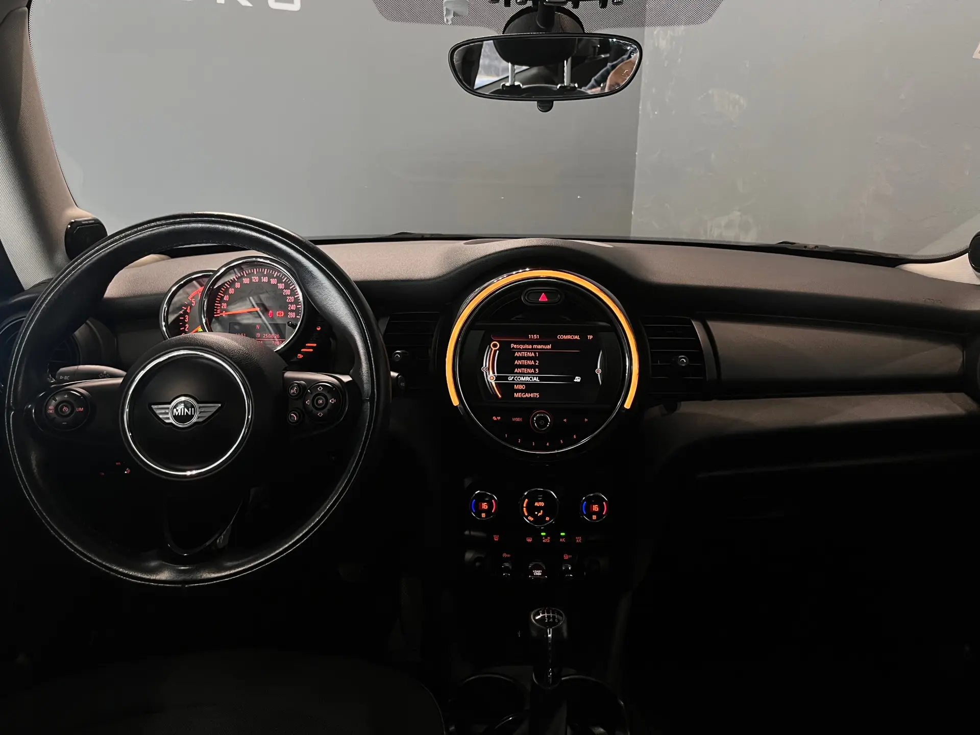 MINI 3 Portas One D 16