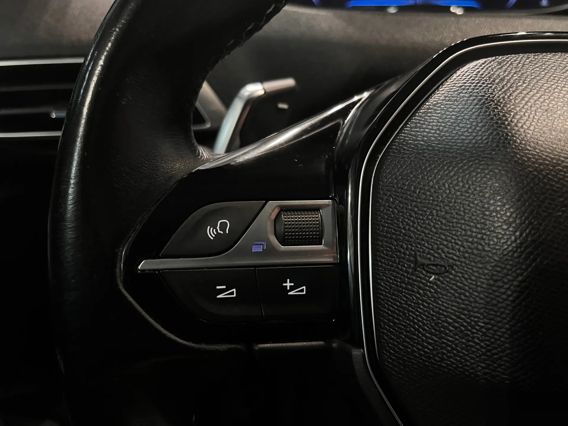 Peugeot 3008 BlueHDi 130 Stop & Start EAT8 Active 18