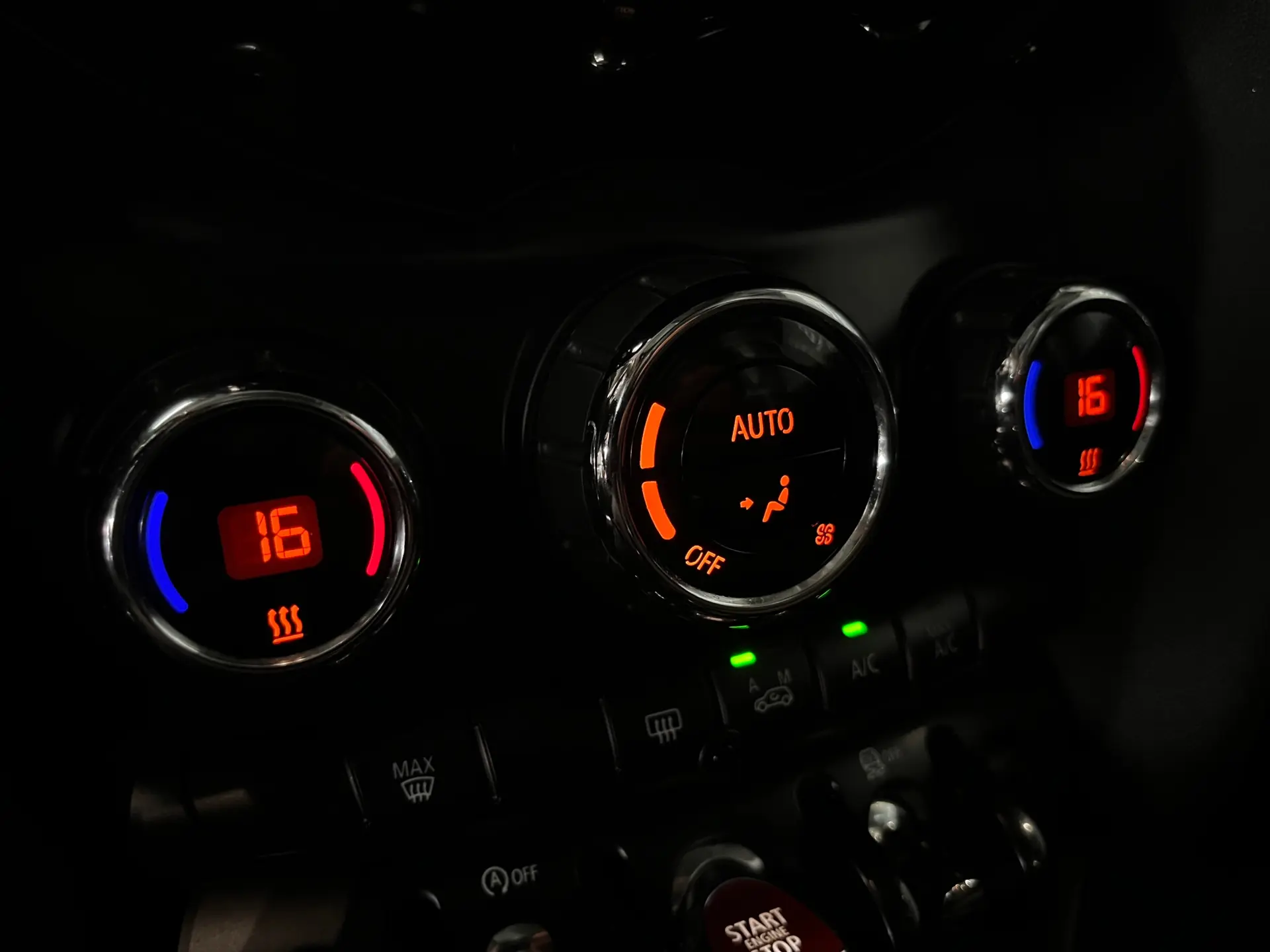 MINI 3 Portas One D 33