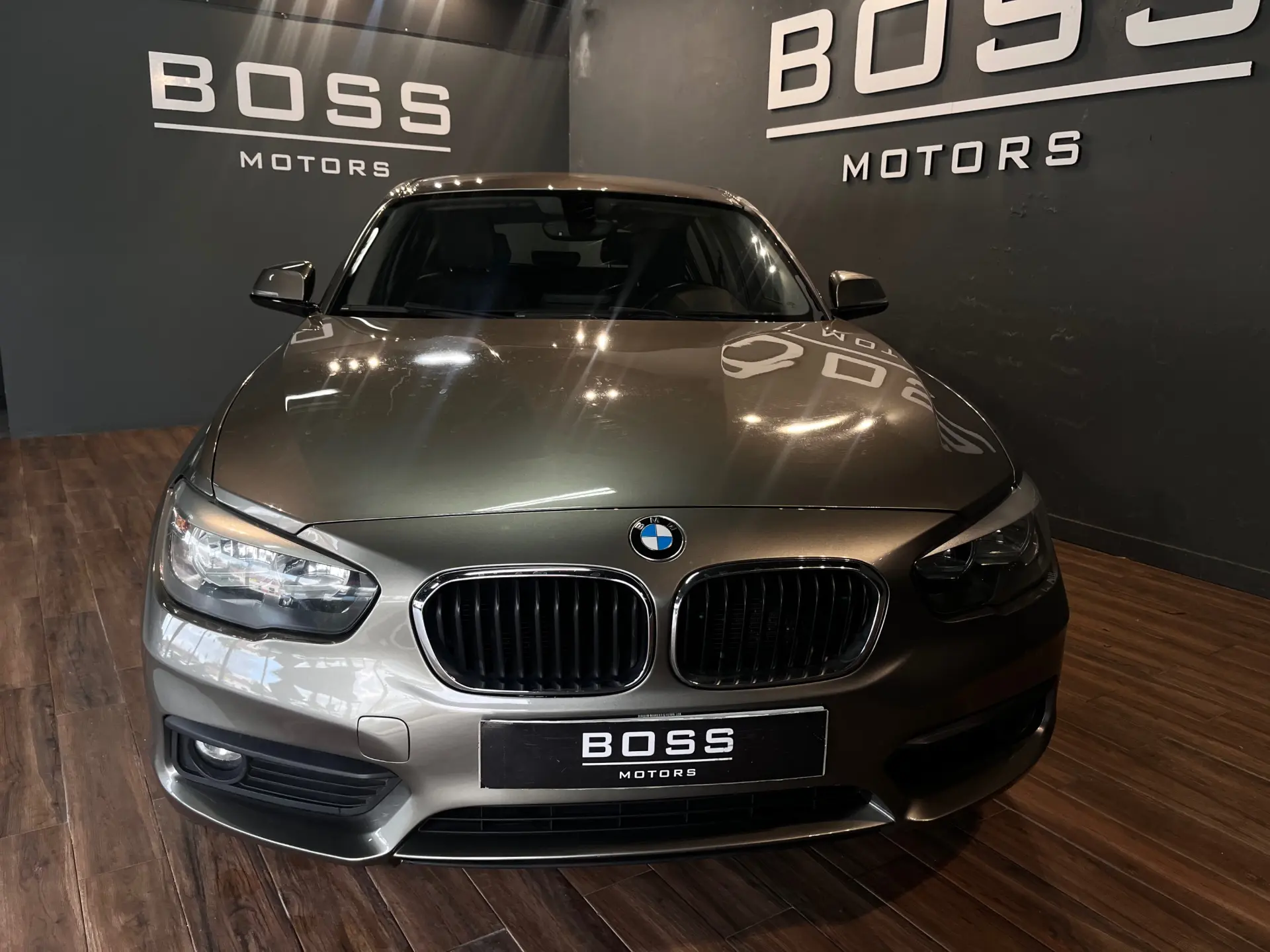 BMW 116 d Sport Line 5