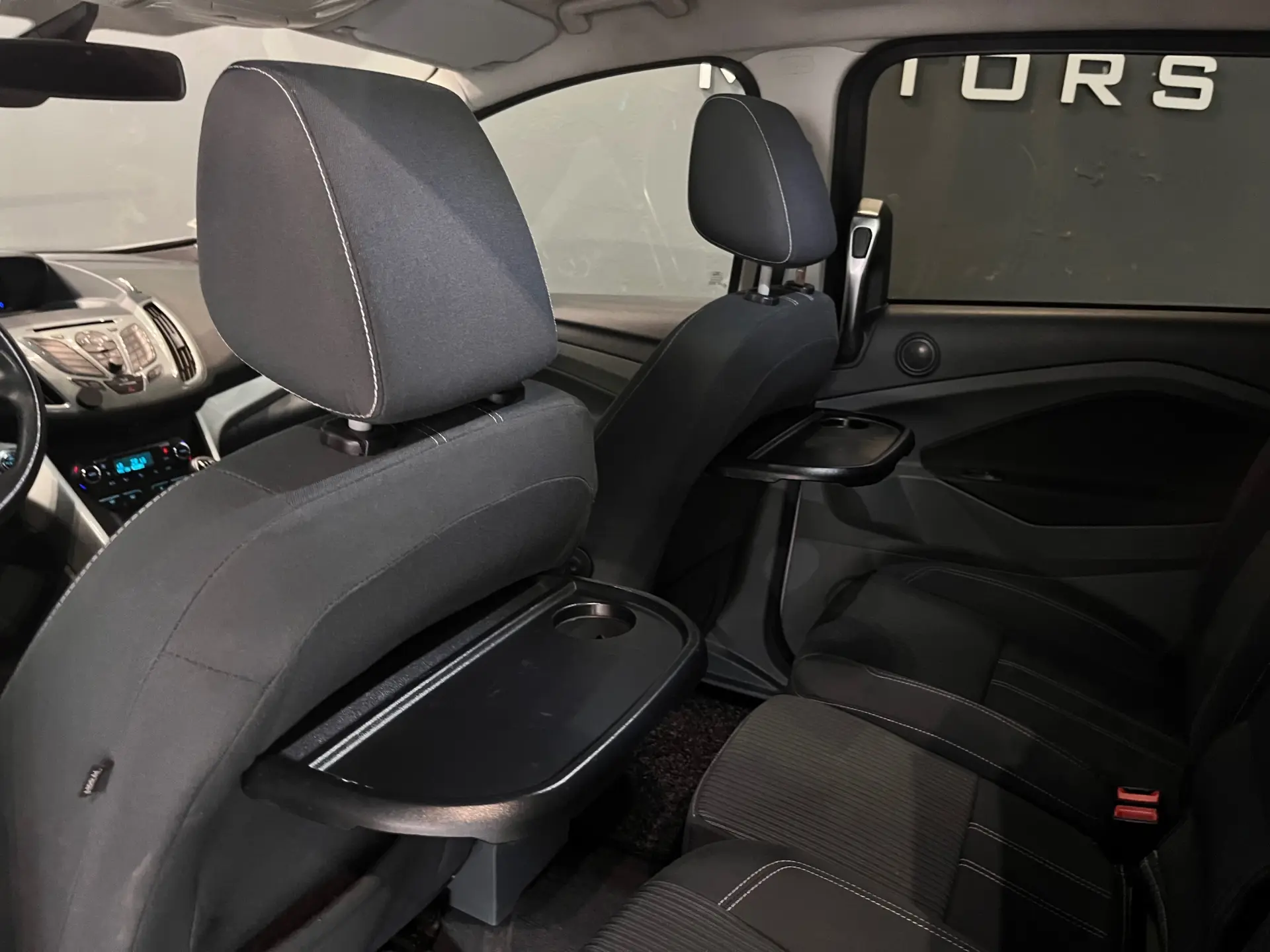 Ford Grand C-Max 1.6 TDCi Titanium S/S 13