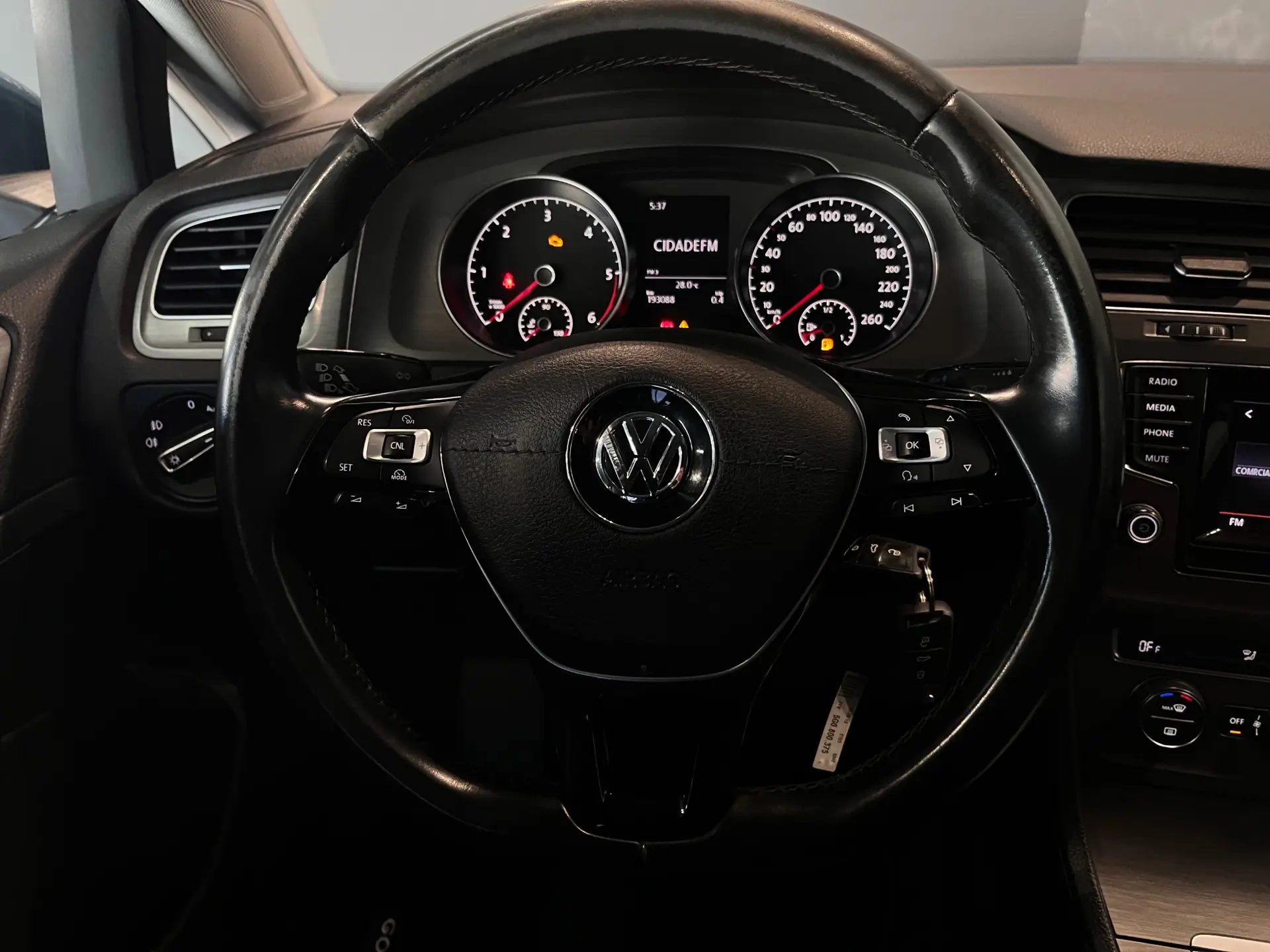 Volkswagen Golf 1.6 TDi Edition 16