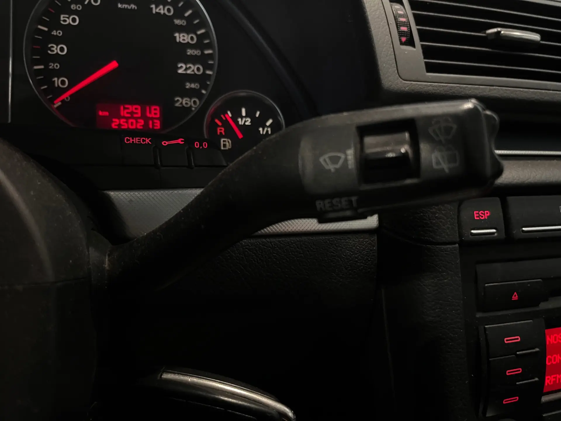 Audi A4 Avant 2.0 TDI S-line 18