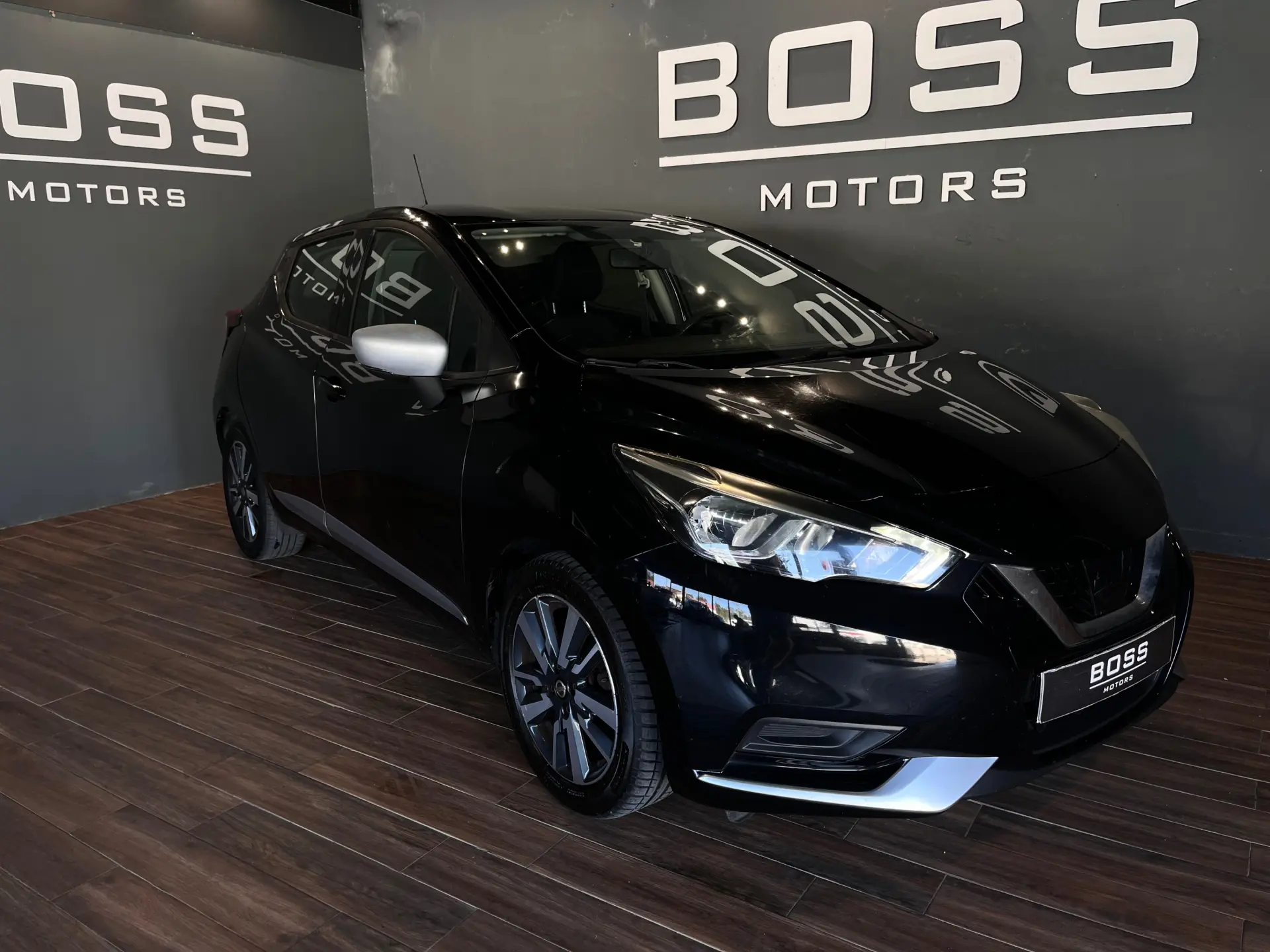 Nissan Micra 0.9 IG-T N-Connecta S/S 4