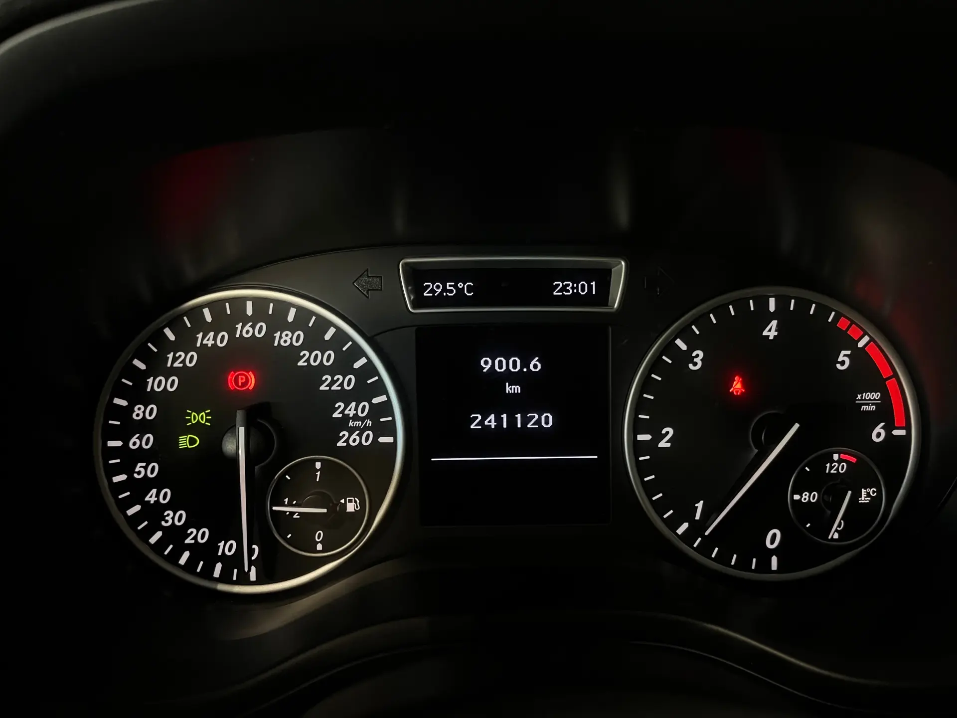 Mercedes-Benz B 180 (CDI) d Urban 19