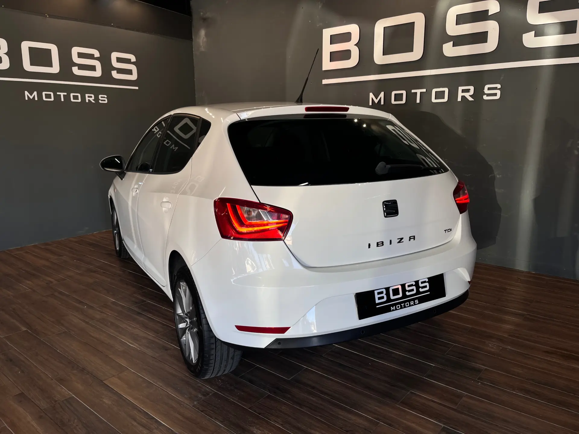 SEAT Ibiza 1.6Tdi I-tech 6