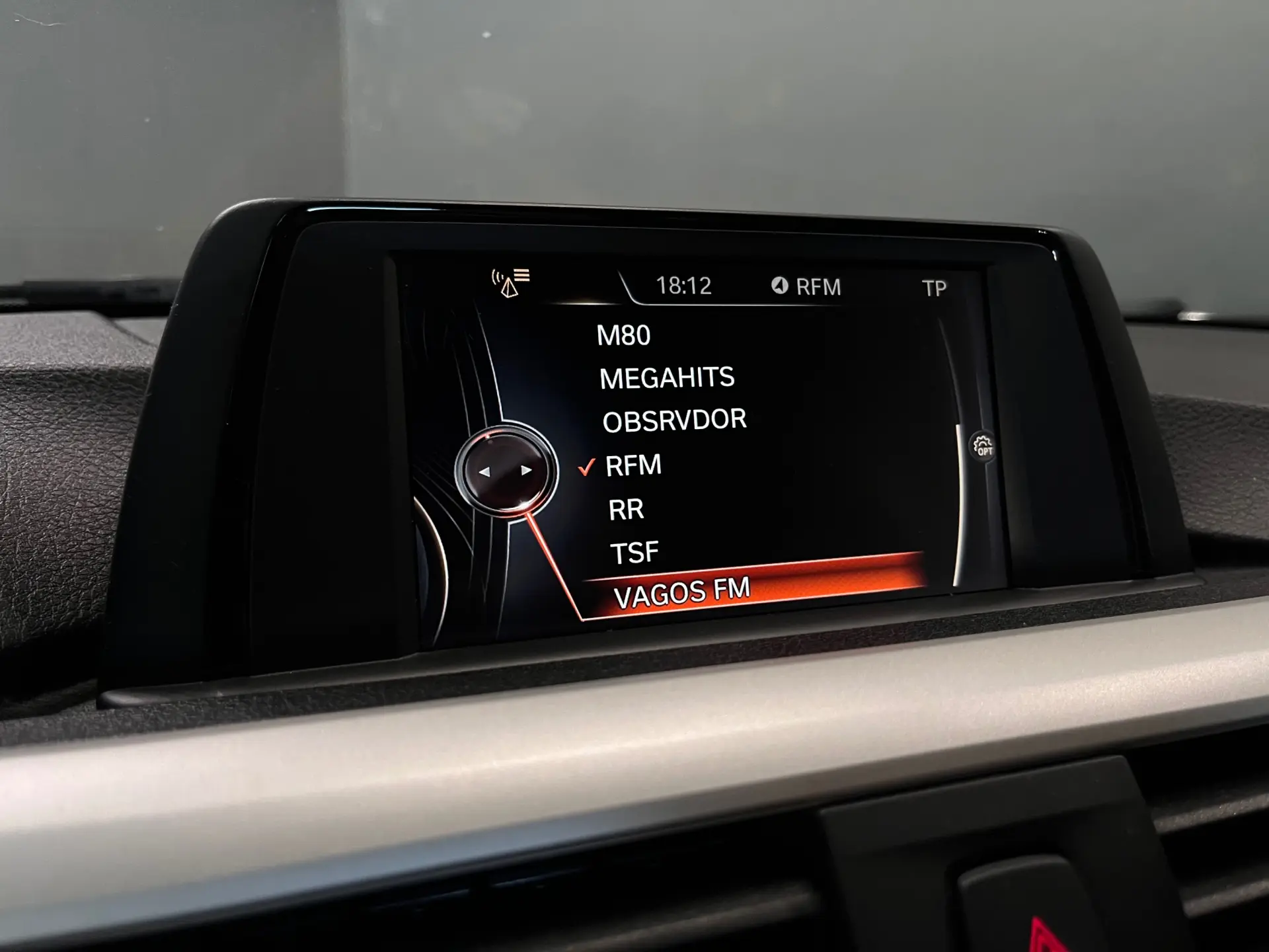 BMW 318 d Line Sport 24