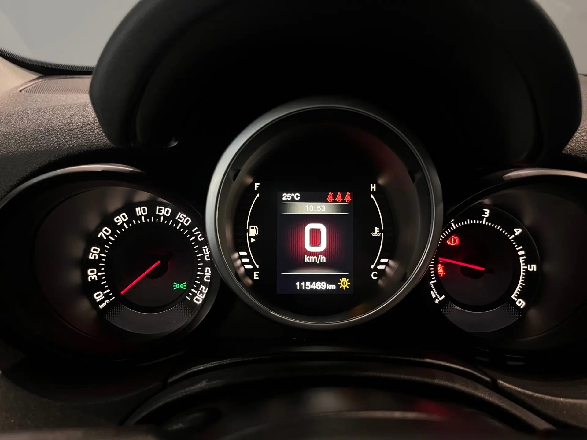 Fiat 500X 1.6 MJ City Cross J18 S&S 23