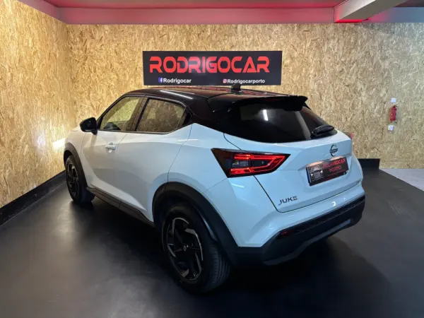 Nissan Juke 1.0 DIG-T N-Design Black 4