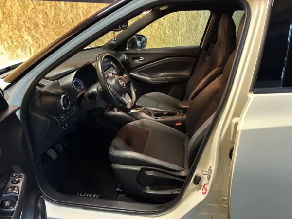 Nissan Juke 1.0 DIG-T N-Design Black 6