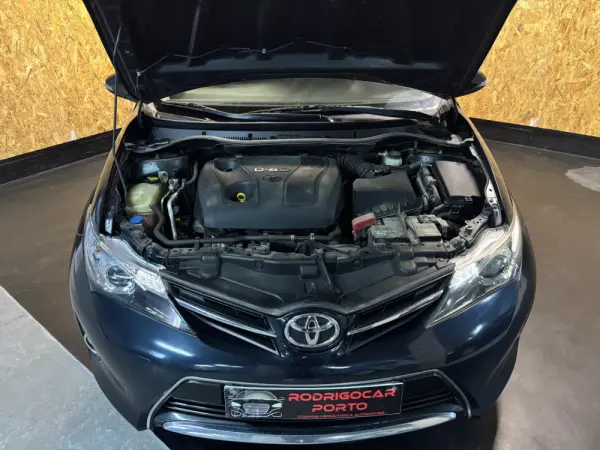 Toyota Auris Touring Sports 1.4 D-4D Comfort+Pack Sport+Navi 30